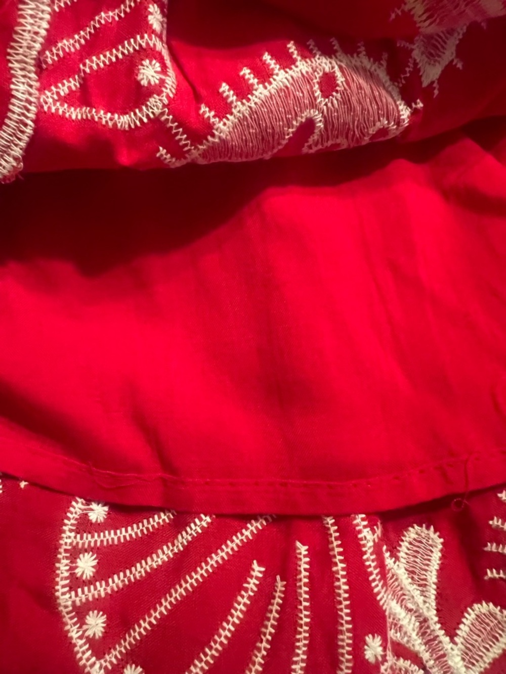 NWOT Women’s Red Maxi Skirt with White Embroidered Shells and Starfish Size S - Picture 12 of 13